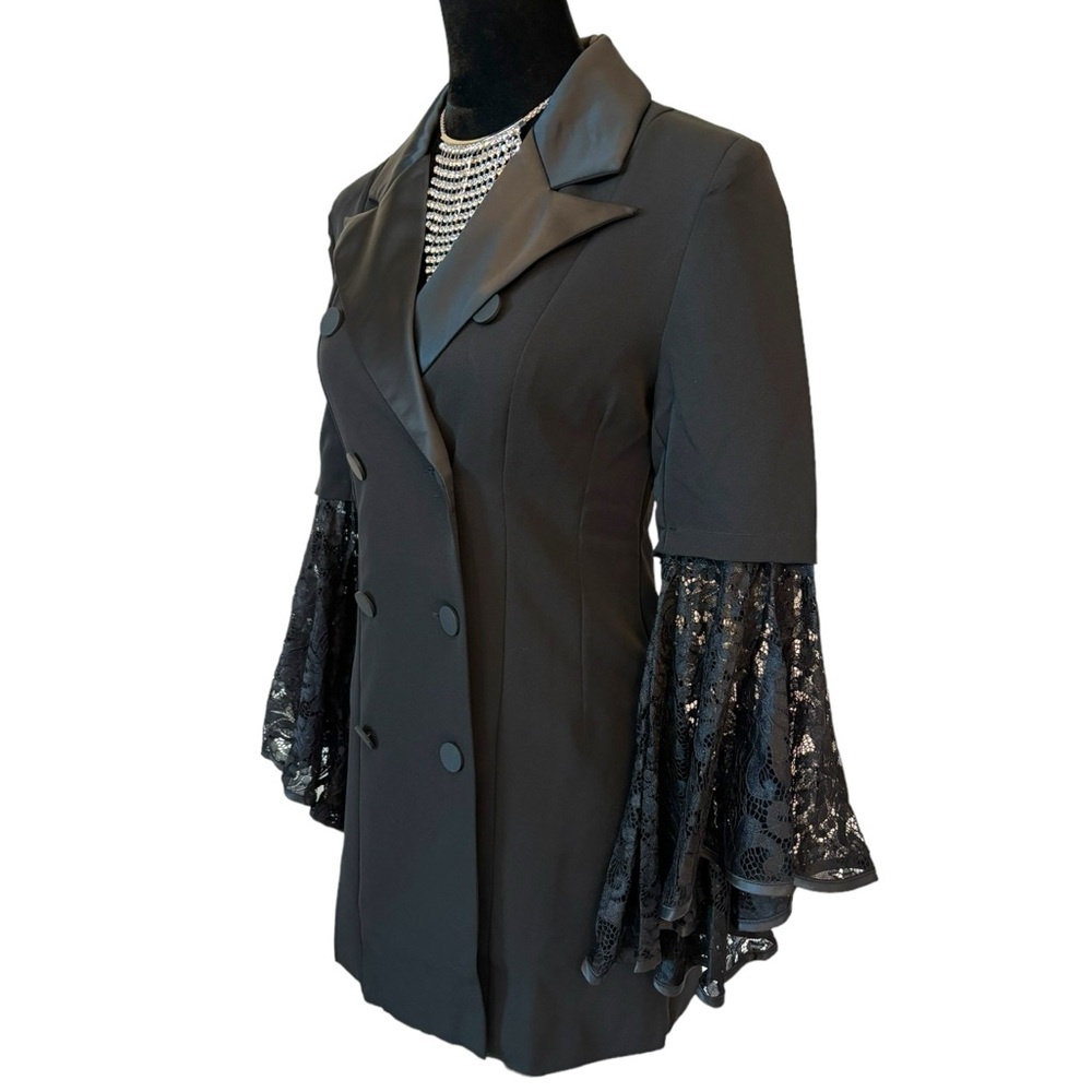 Black Dramatic Bell Sleeve Dress Jacket - Picture 11 of 12